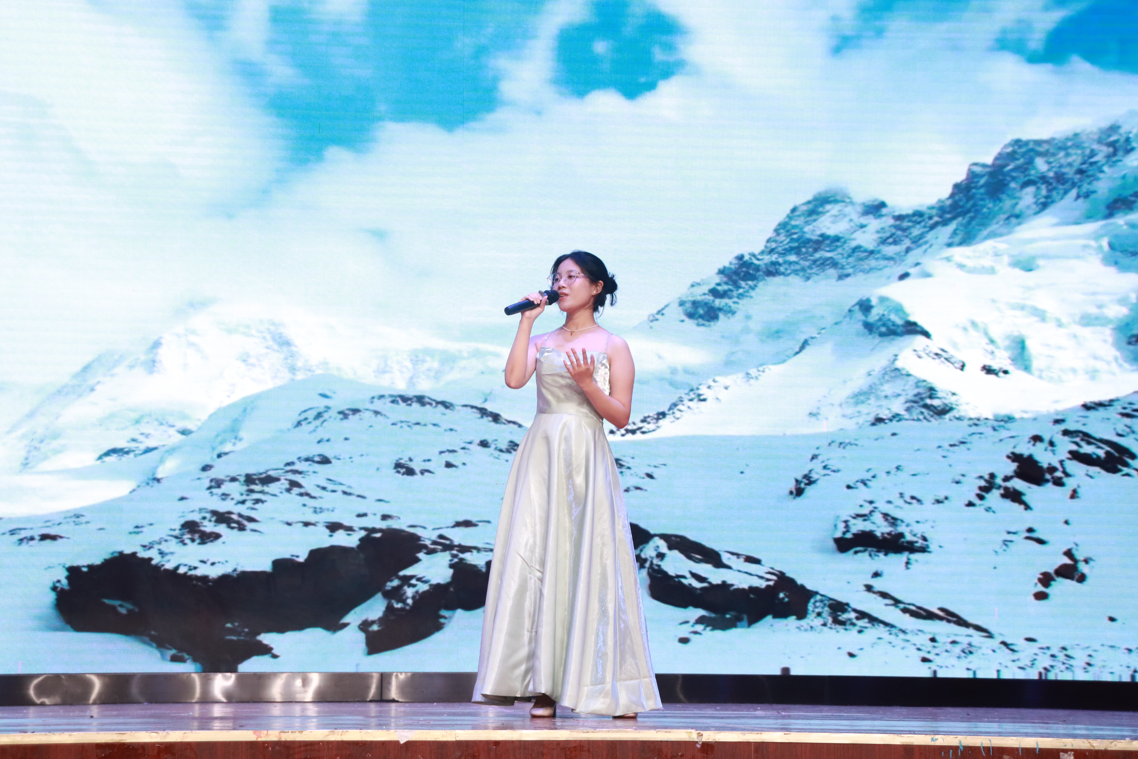 伟德国际victor1946