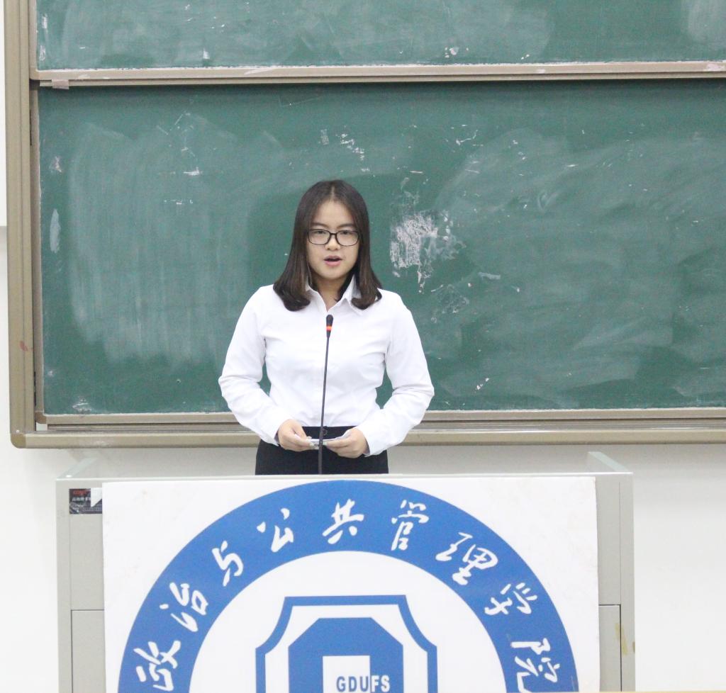 选手进行演讲 伟德国际victor1946